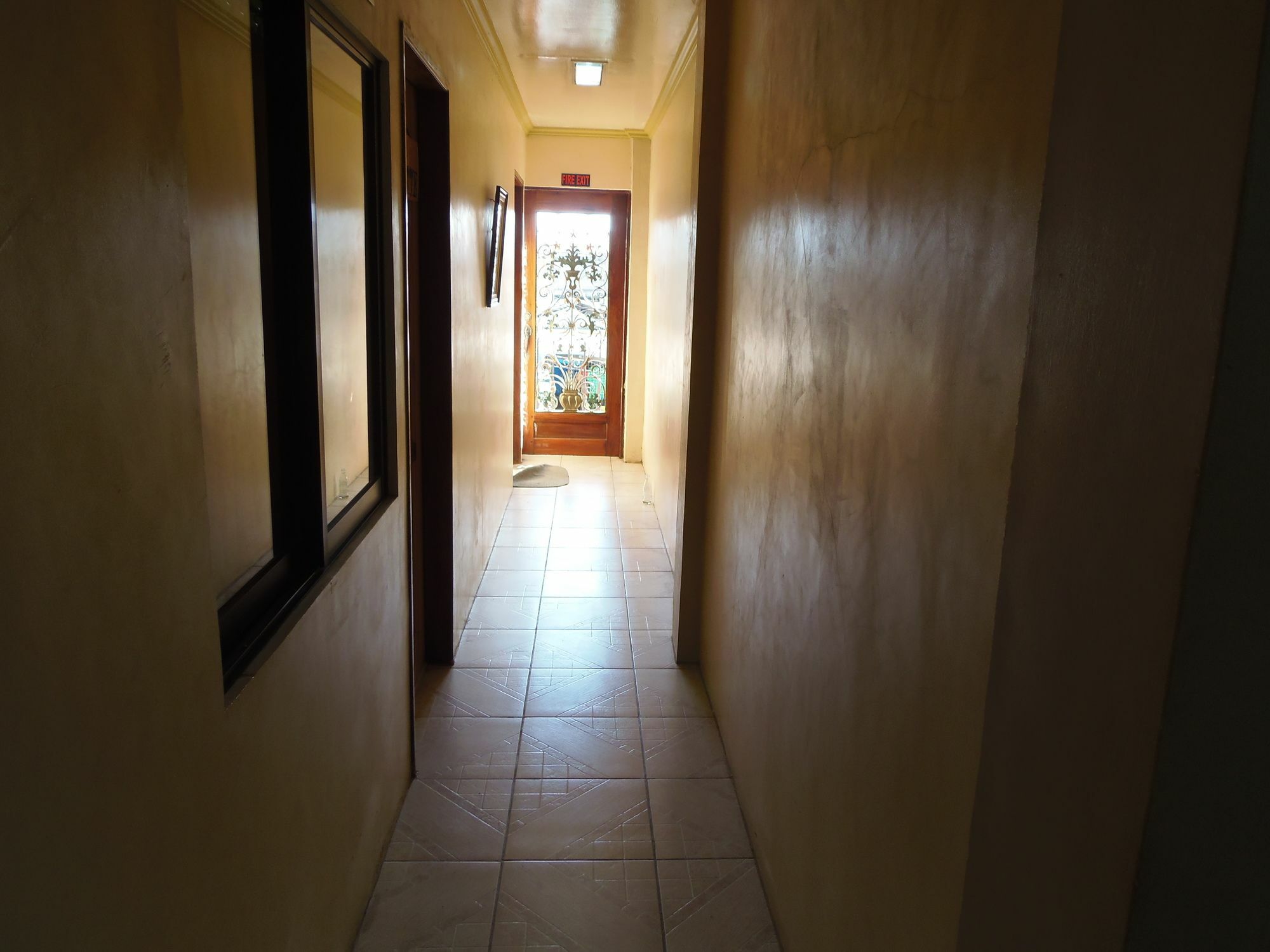 Palanca Guest House Корон Екстериор снимка