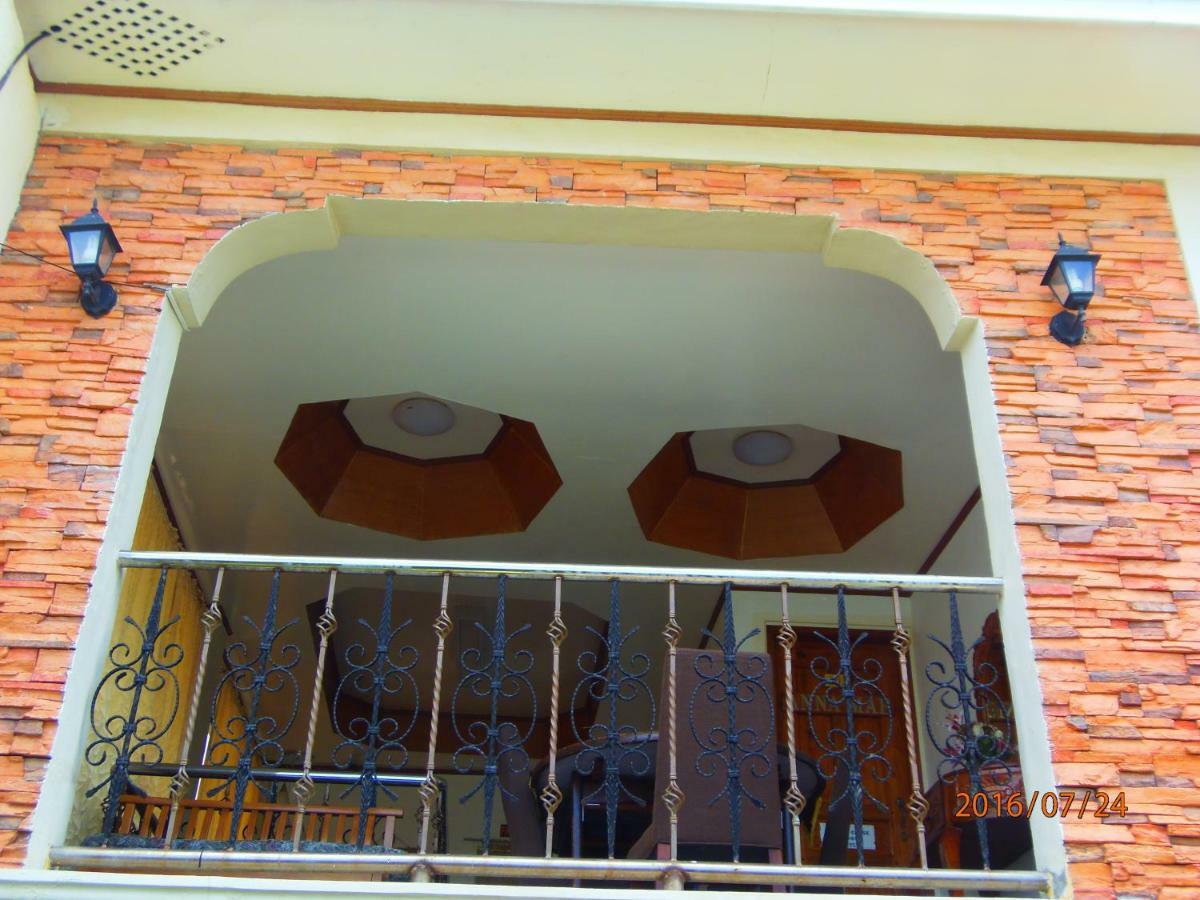 Palanca Guest House Корон Екстериор снимка